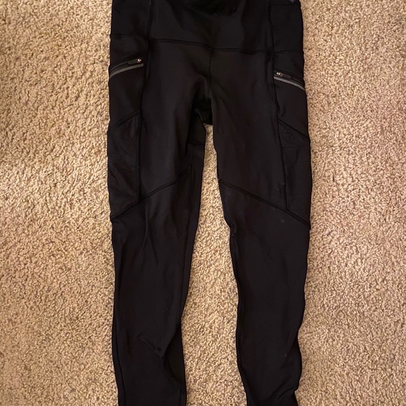 Lululemon Toasty Tech Tight II - Picture 5 of 8